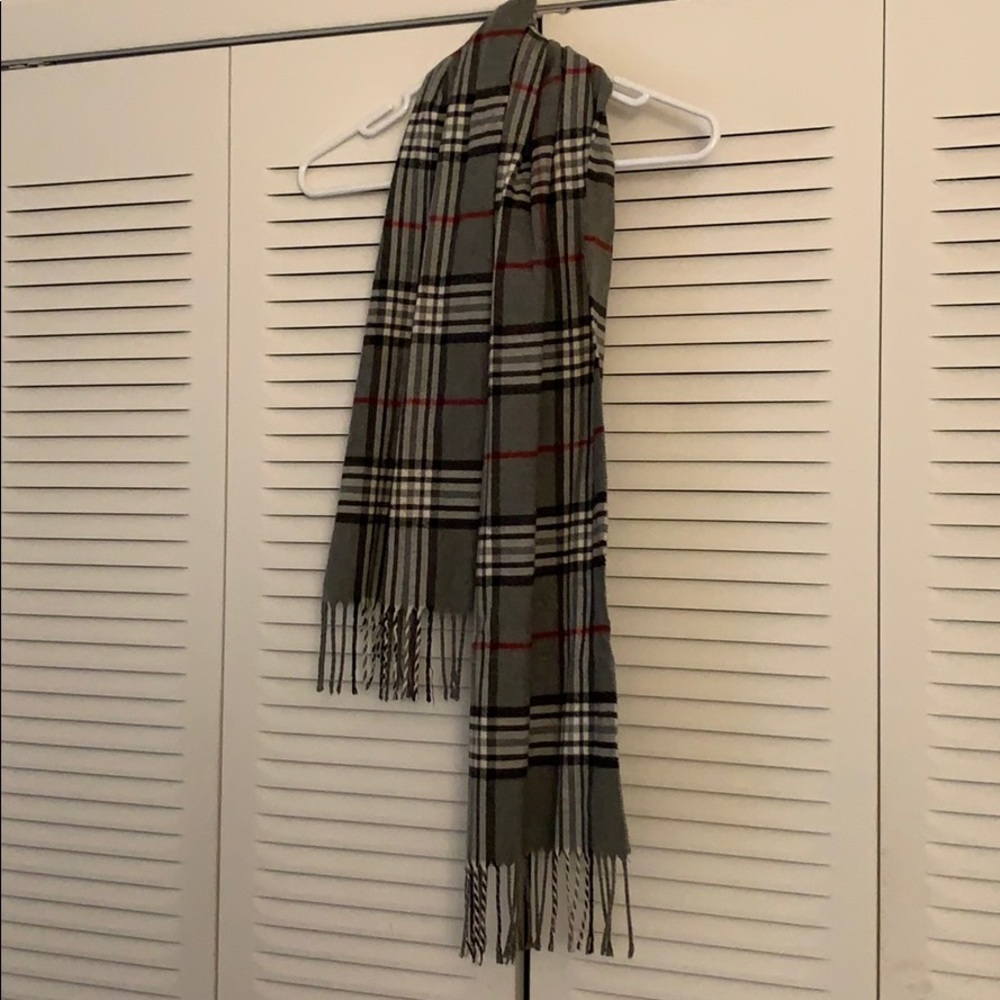 Scarf in Plaid